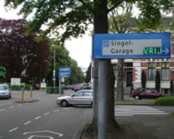 alk2003-35-a_1.JPG